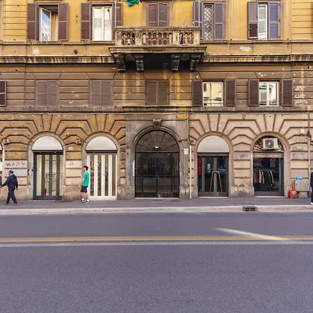 Hostly-urban Oasis Turati-few Steps From Colosseum